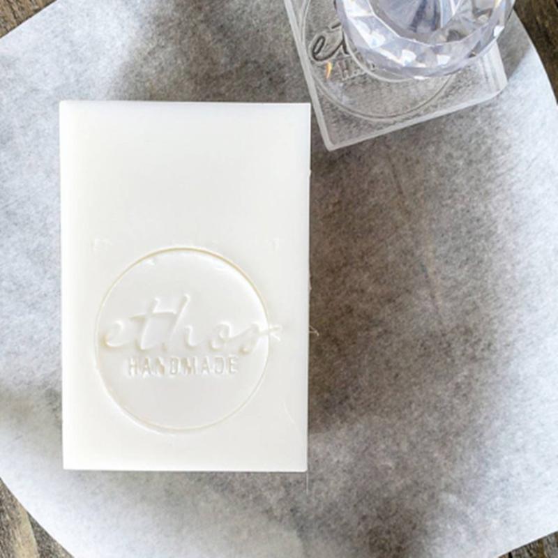 CustomMADE SOAP STAMP, Persona - Soap Making Websites avis et prix