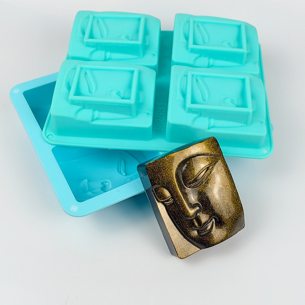 4 Holes Buddha Portrait Soap M - Soap Making Lye avis et prix